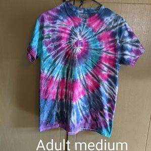 Tie Dye hand-made-- Mens M (spiral design)